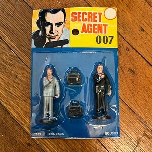 James Bond / Secret Agent 007 Figurines